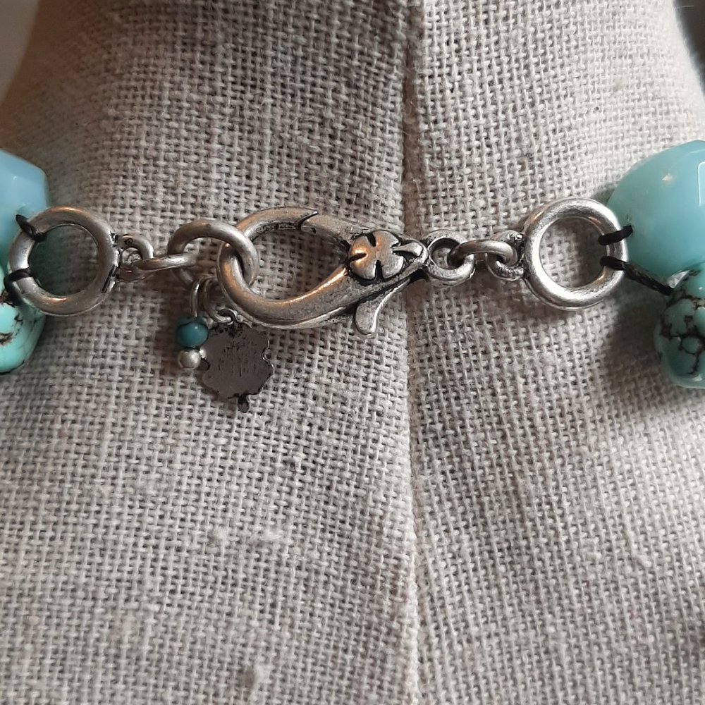 Lucky Brand Faux Turquoise & Aqua Shell Beach Necklace - Picture 7 of 7